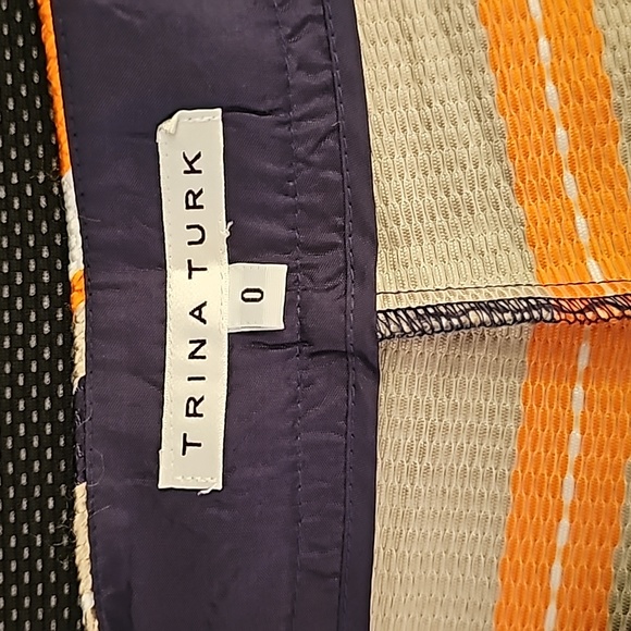 Trina Turk Shorts - Picture 3 of 4